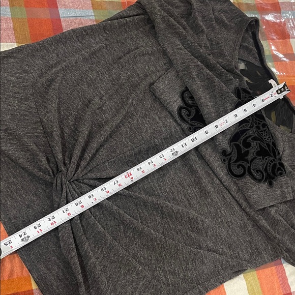Maurices Dark Gray Long Sleeve Top with Black Velvet Embroidery XXL - Picture 9 of 9